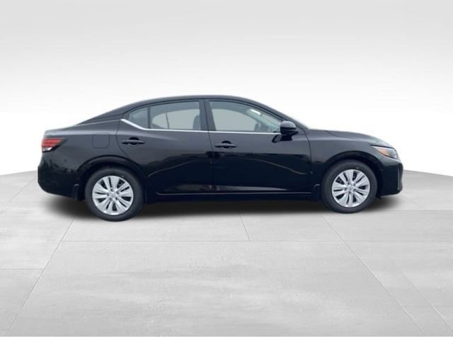 New 2025 Nissan Sentra S image 7
