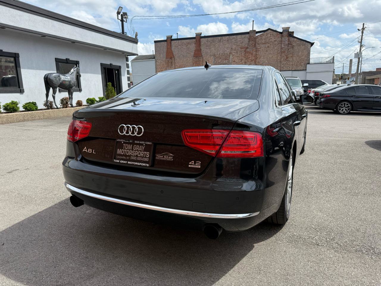 Used 2011 Audi A8 L 4.2 image 3