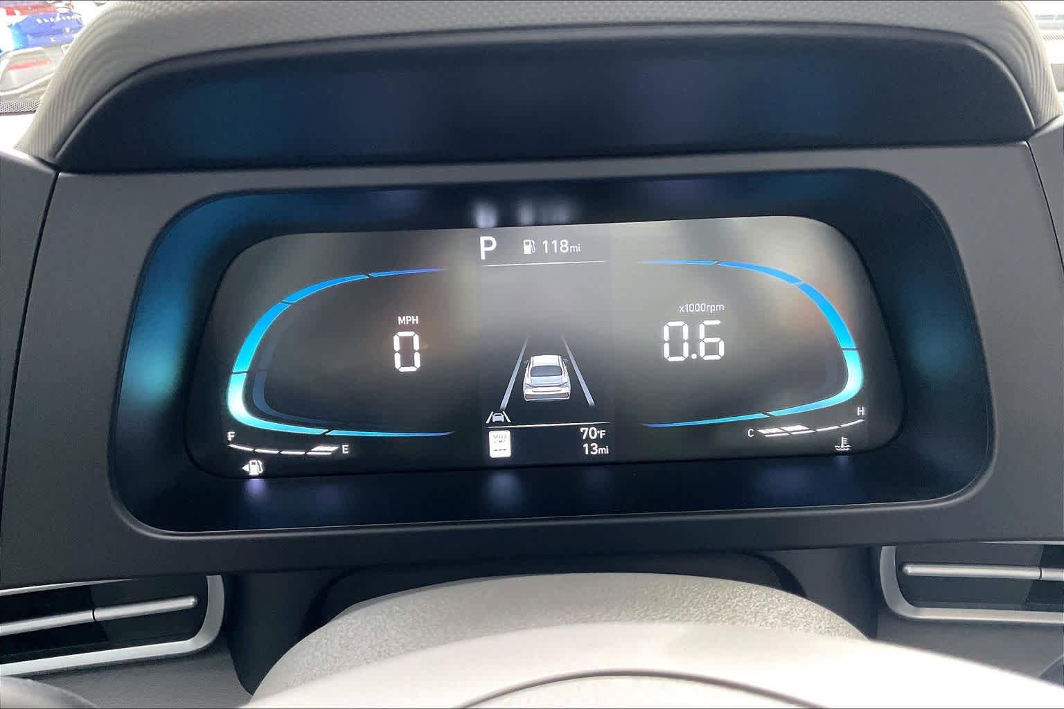 Certified 2025 Hyundai Elantra Sport image 26