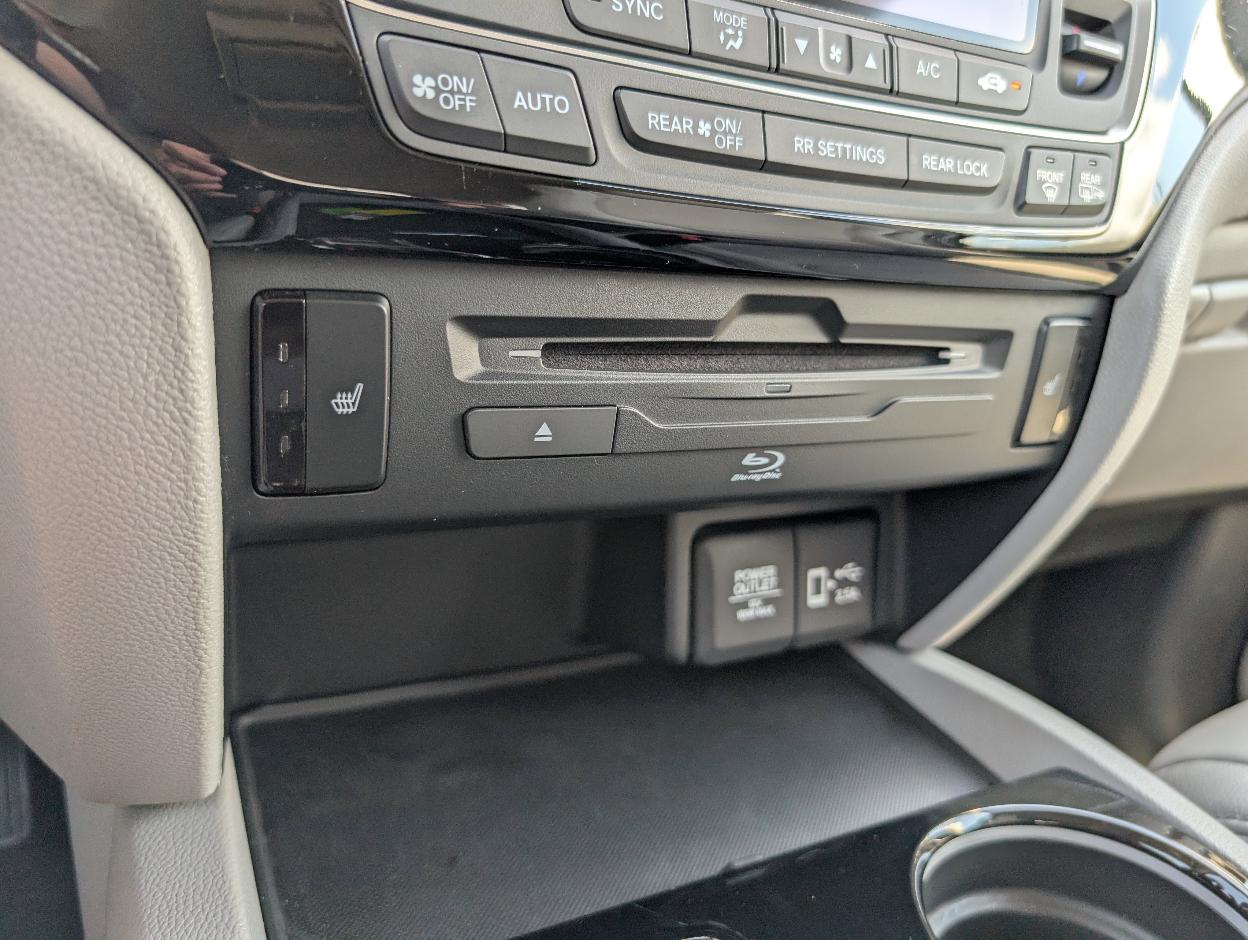 Used 2022 Honda Pilot Touring image 21