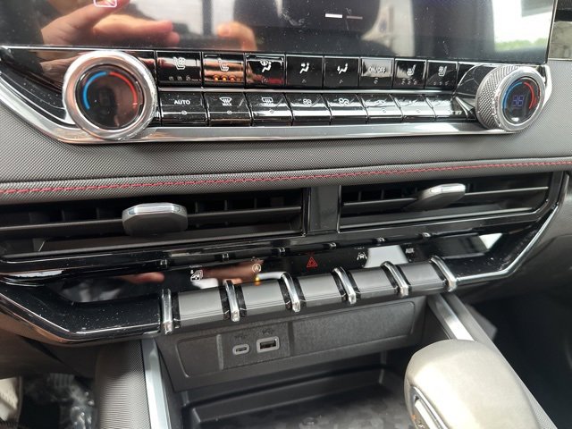 New 2025 Chevrolet Colorado Z71 w/ Midnight Edition image 19