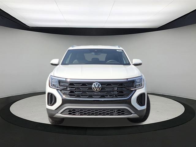 New 2025 Volkswagen Atlas Cross Sport SE image 2