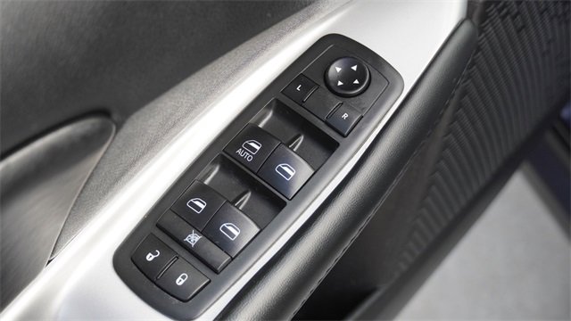 Used 2019 Dodge Journey SE image 21