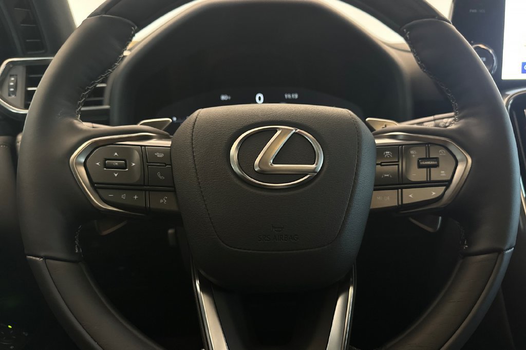New 2026 Lexus LX 700h Luxury w/ Appearance Package AWD/4WD image 24