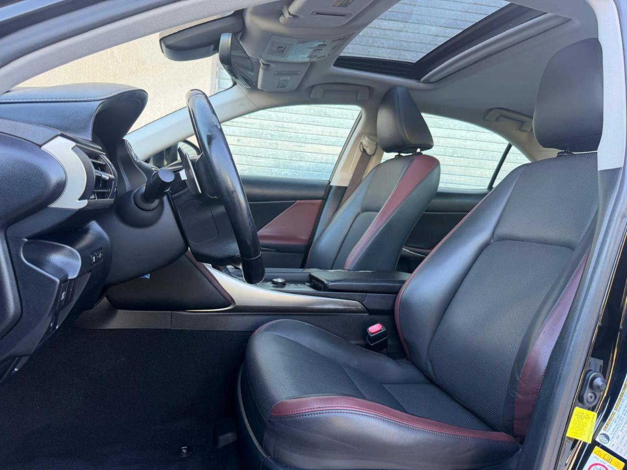 Used 2017 Lexus IS 200t w/ Premium Package RWD image 14