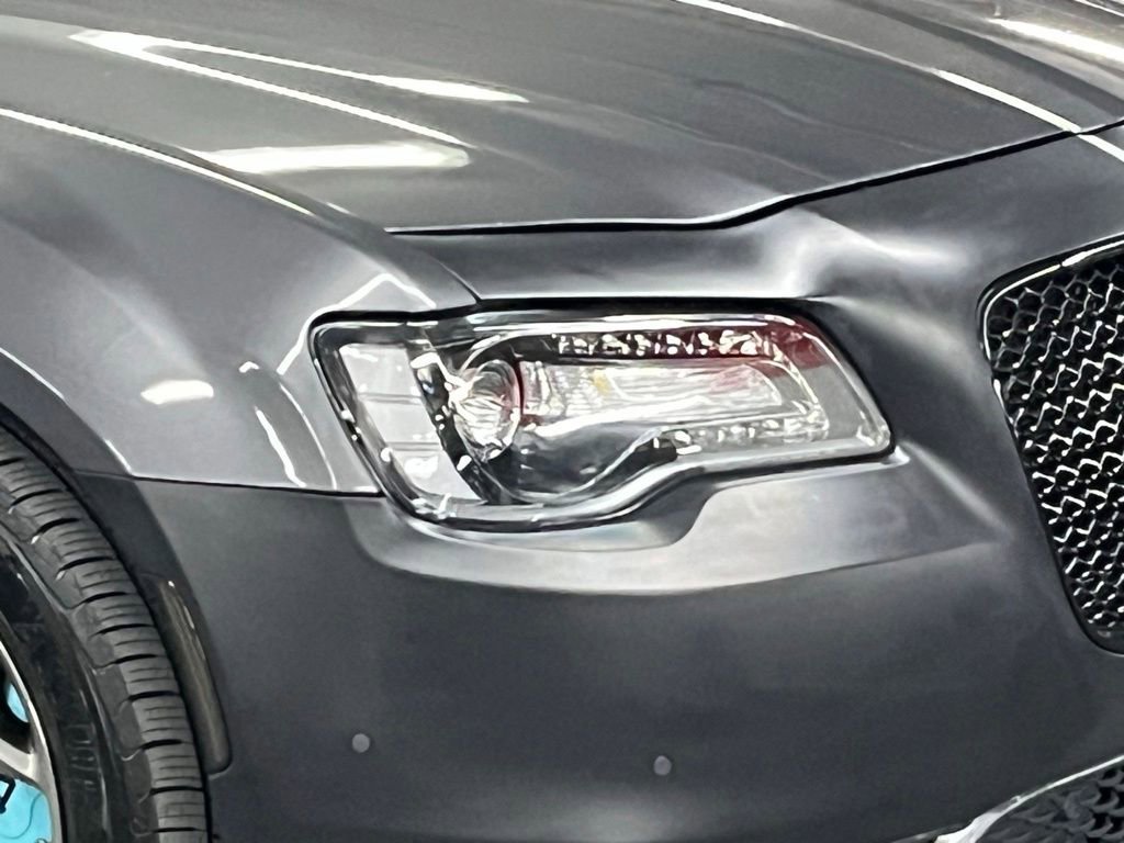 Used 2016 Chrysler 300 S w/ 300S Premium Group image 39