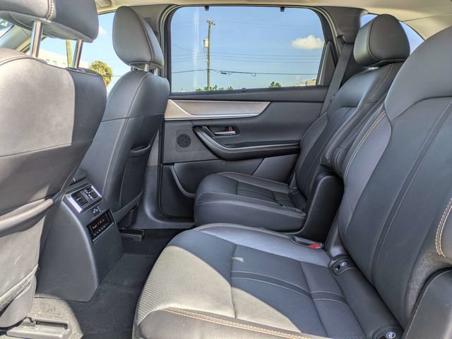 Used 2025 MAZDA CX-90 3.3 Turbo w/ Preferred Package AWD/4WD image 14