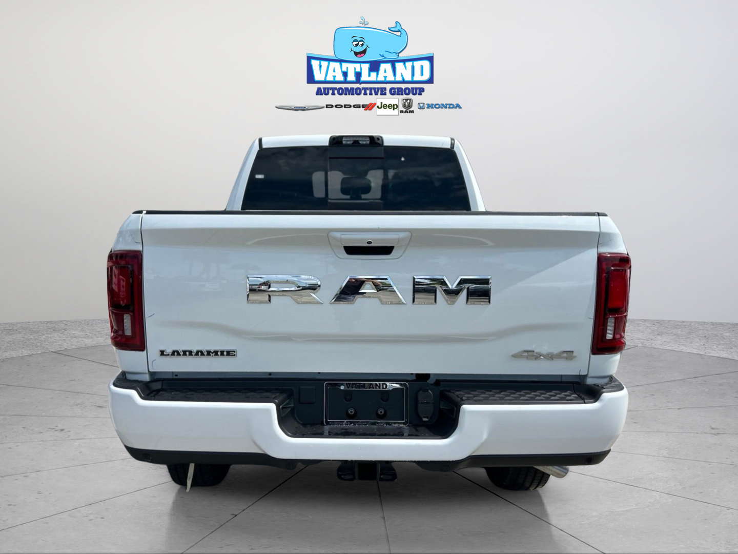 New 2026 RAM 2500 Laramie AWD/4WD image 4