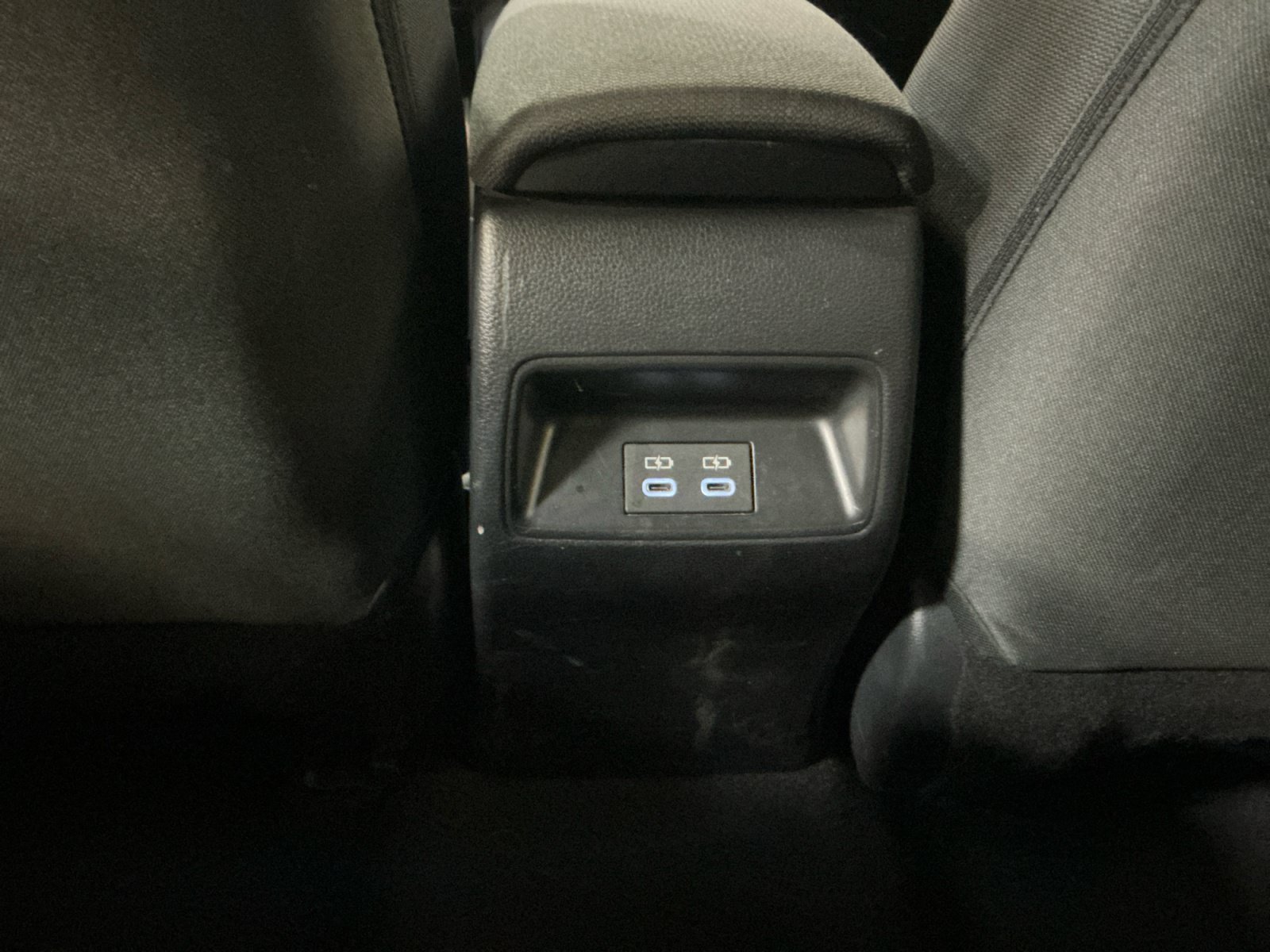 Used 2026 Toyota Corolla SE w/ SE Package FWD image 33