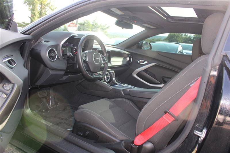 Used 2022 Chevrolet Camaro SS RWD image 12