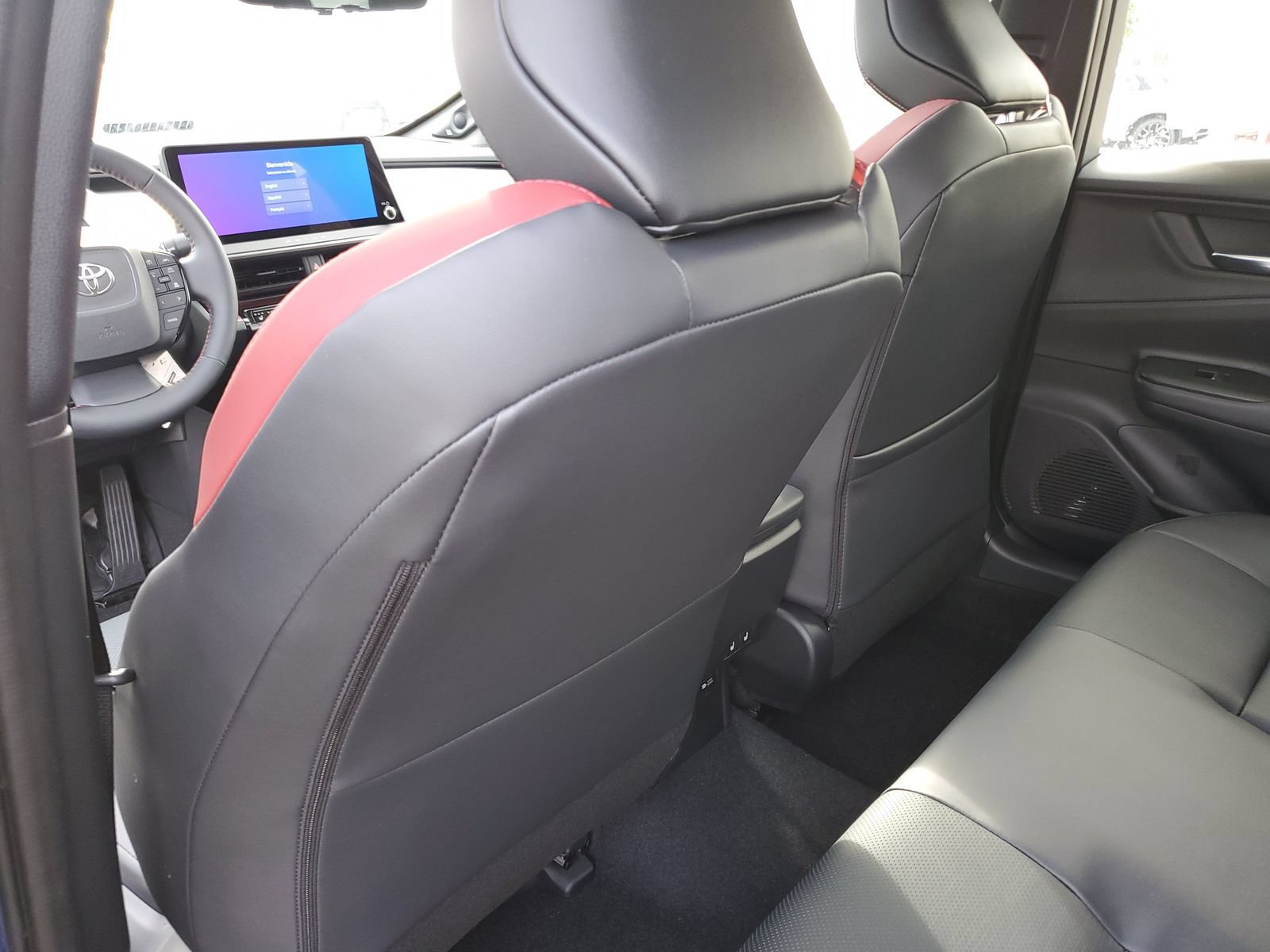 New 2026 Toyota Prius Plug-In Hybrid FWD image 13