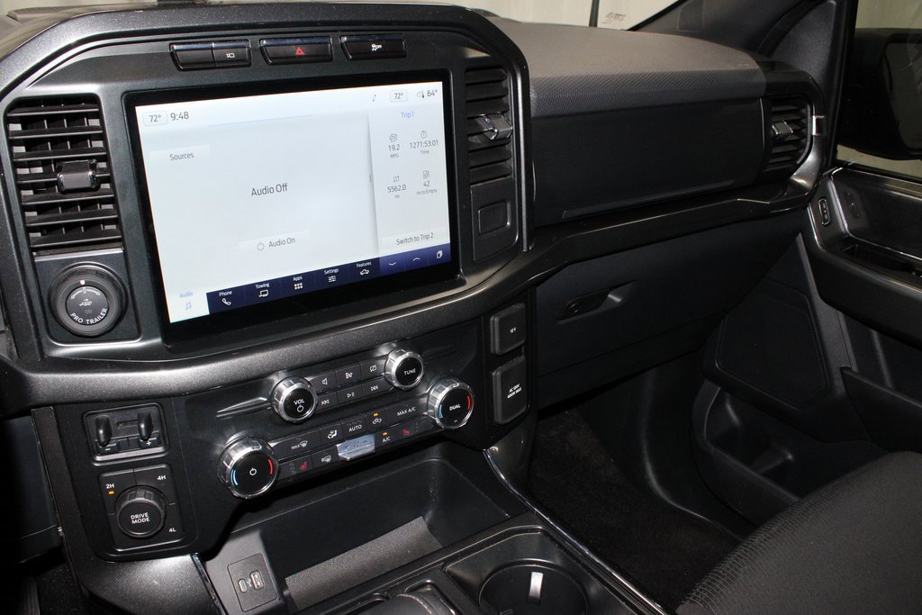 Certified 2022 Ford F150 XLT w/ Equipment Group 302A High image 30