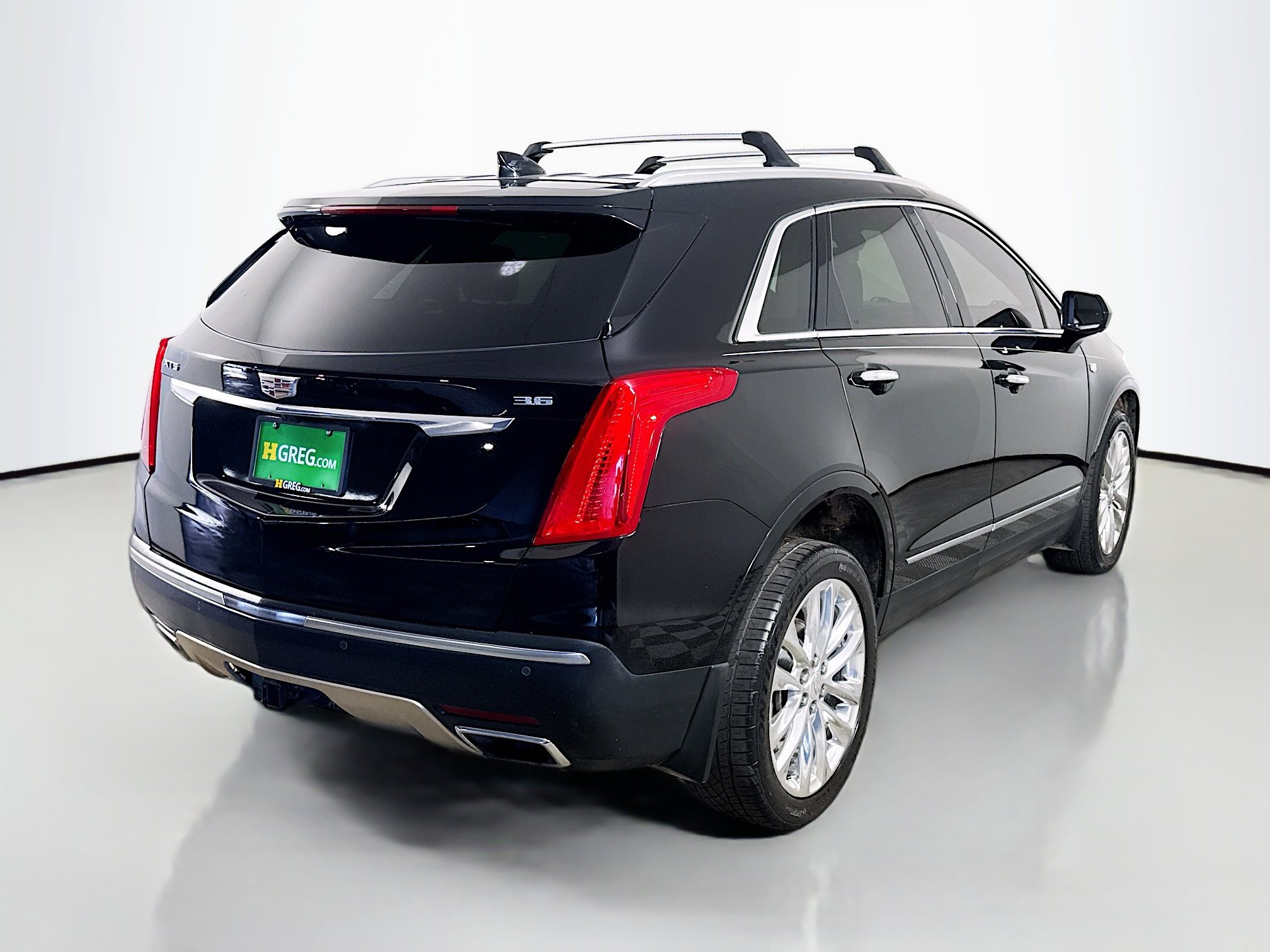 Used 2017 Cadillac XT5 Platinum image 10