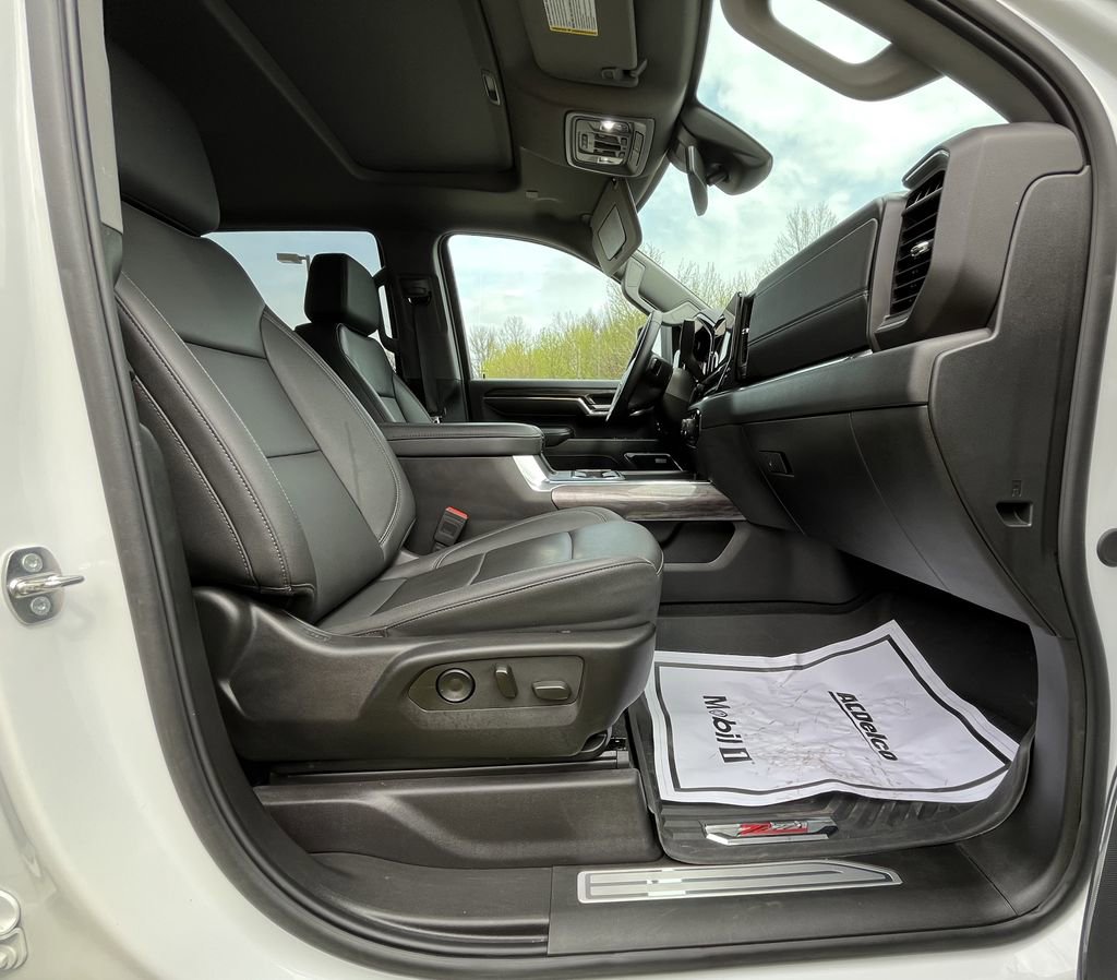 Used 2024 Chevrolet Silverado 2500 LTZ w/ LTZ Plus Package image 21