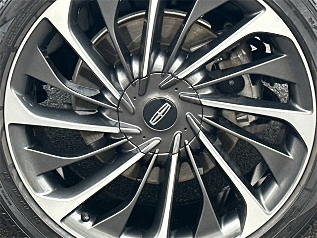 Used 2022 Lincoln Aviator Reserve w/ Equipment Group 201A image 5
