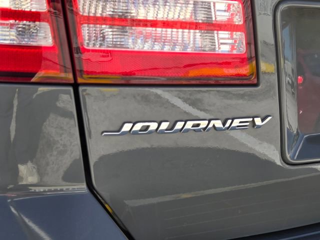 Used 2020 Dodge Journey SE w/ SE Popular Equipment Group image 11