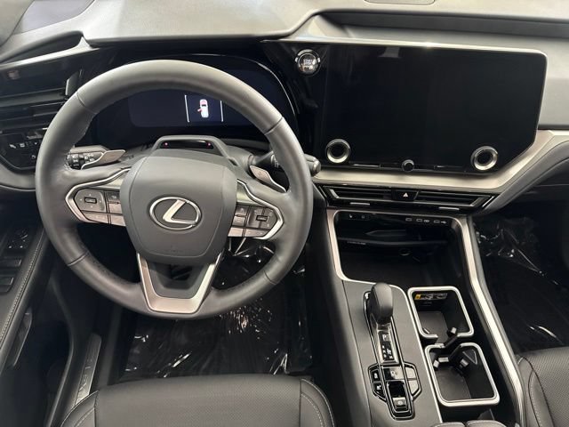 Used 2025 Lexus TX 350 AWD w/ Technology Package image 23