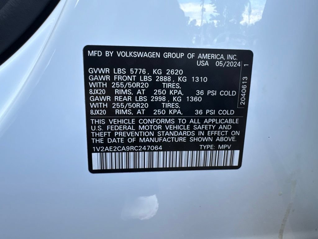 Used 2024 Volkswagen Atlas Cross Sport SEL R-Line AWD/4WD image 30