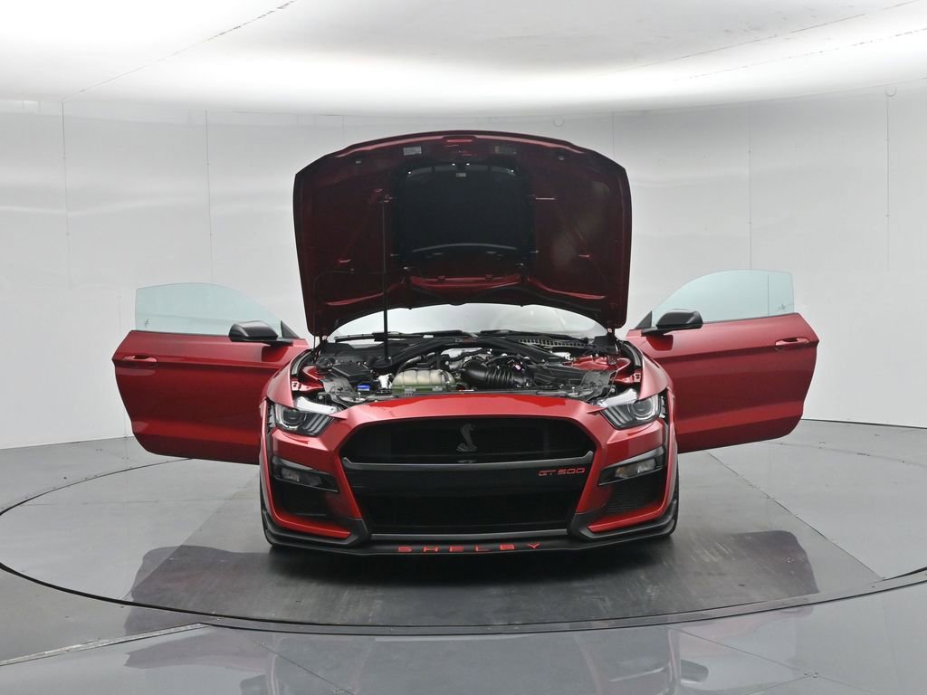 Used 2021 Ford Mustang Shelby GT500 w/ Carbon Fiber Track Pack image 35