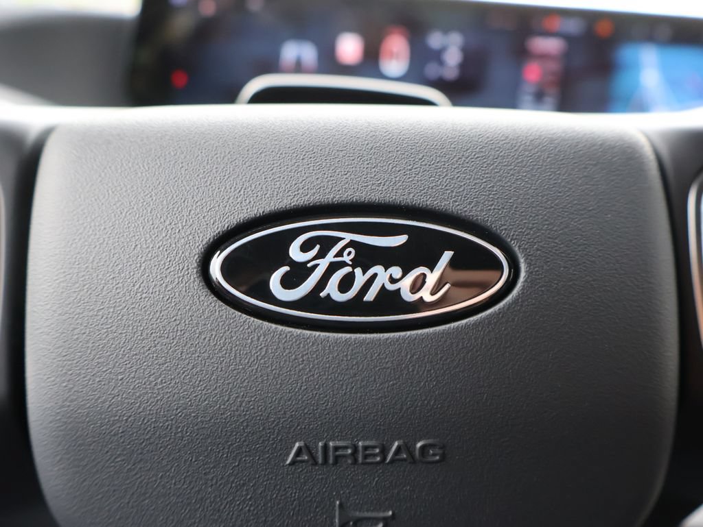 New 2026 Ford Expedition Max Platinum w/ Stealth Appearance Package AWD/4WD image 30