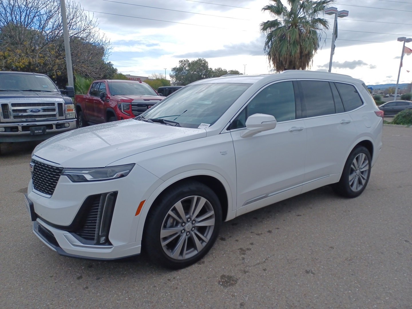 Used 2020 Cadillac XT6 Premium Luxury image 1