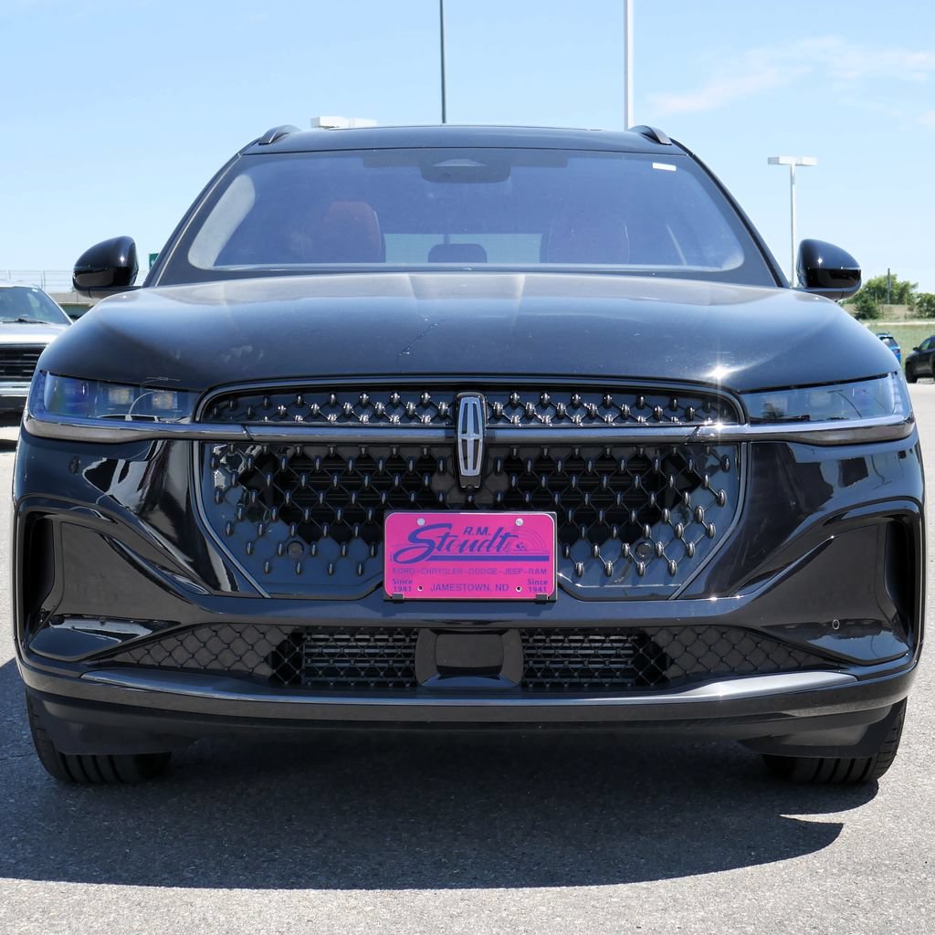 Used 2025 Lincoln Nautilus Black Label w/ Jet Appearance Package AWD/4WD image 14