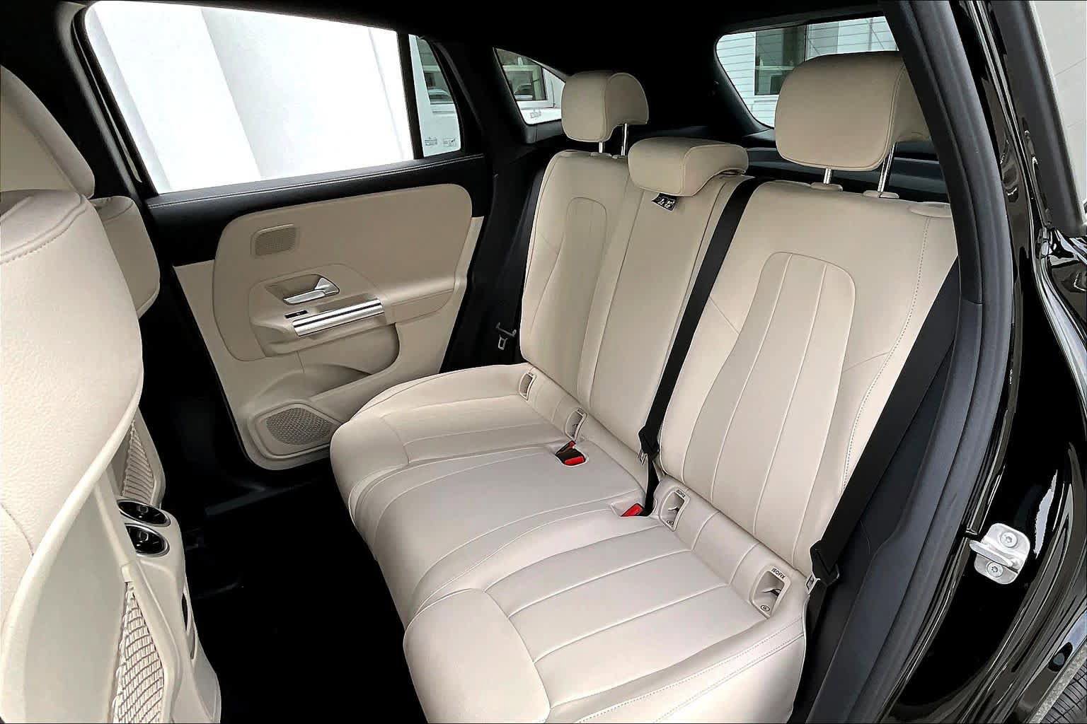 Used 2026 Mercedes-Benz GLA 250 image 18