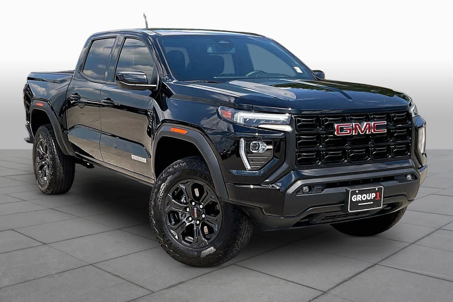 Used 2025 GMC Canyon Elevation w/ Convenience Package RWD image 3