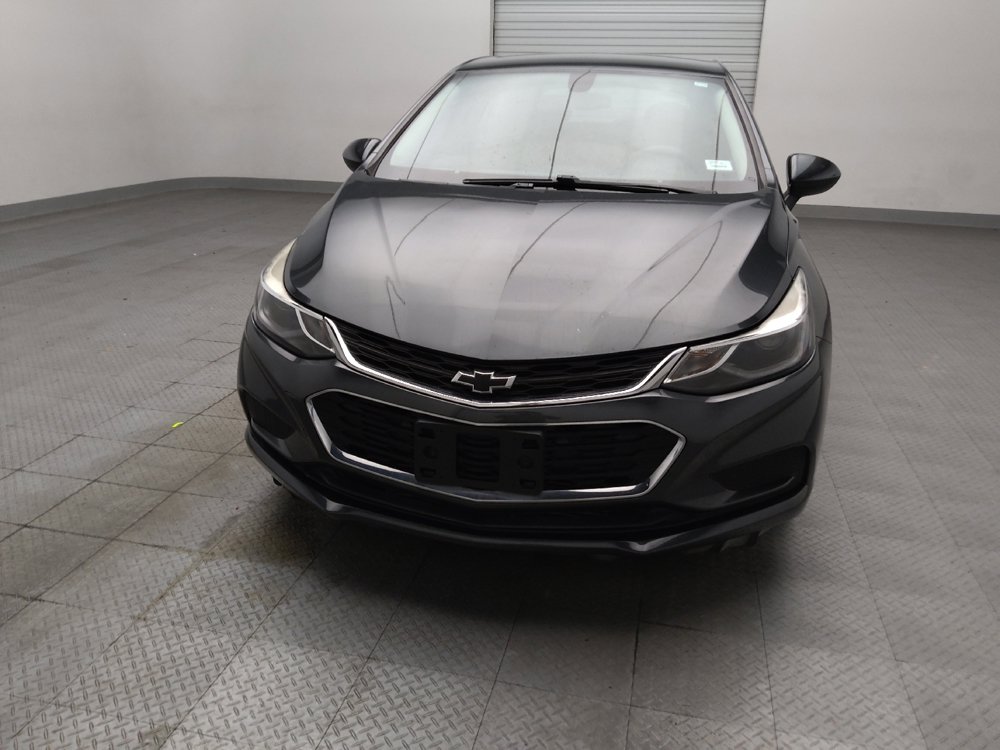Used 2018 Chevrolet Cruze LT FWD image 15