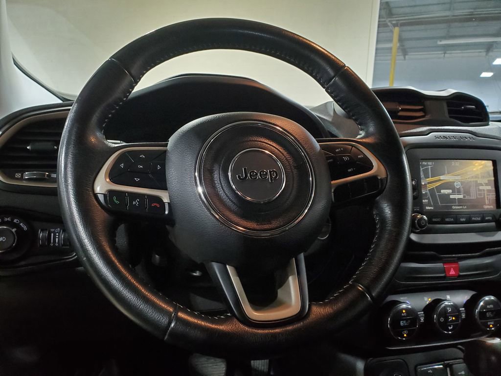 Used 2017 Jeep Renegade Trailhawk image 26