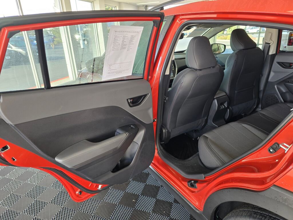 Used 2024 Subaru Crosstrek 2.0i Premium w/ Popular Package #4 image 34