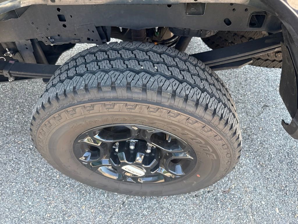 Used 2024 Ford F250 XL w/ STX Appearance Package AWD/4WD image 4