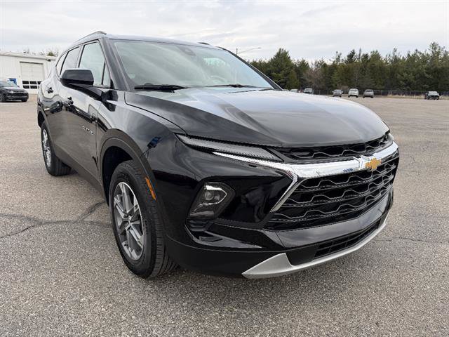 Used 2024 Chevrolet Blazer LT w/ Convenience Package AWD/4WD image 5