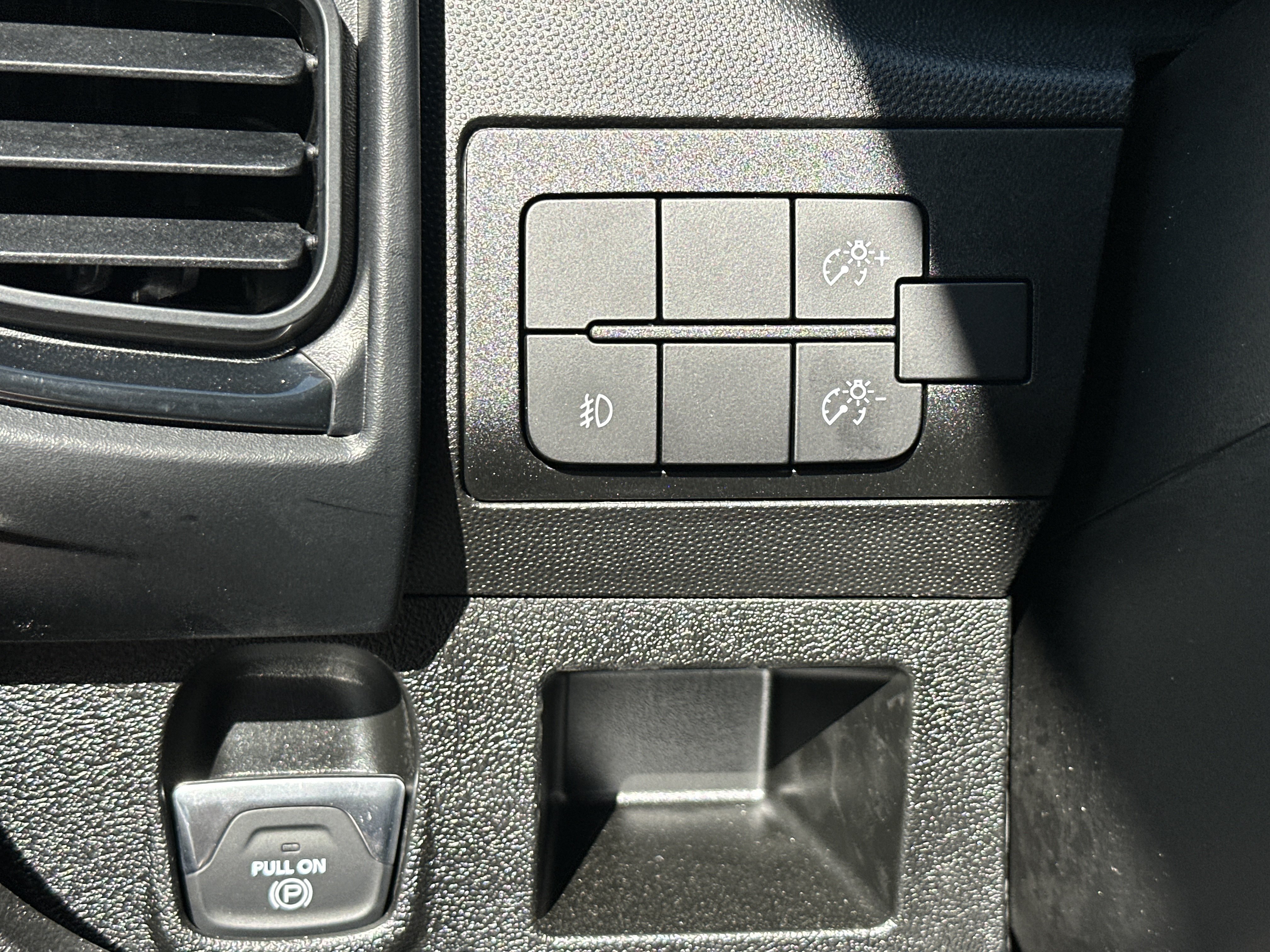 New 2026 RAM ProMaster 3500 w/ Premium Convenience Group FWD image 12