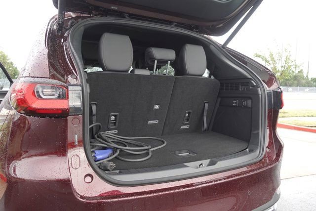Certified 2024 MAZDA CX-90 Plug-In Hybrid w/ Premium Plus AWD/4WD image 26