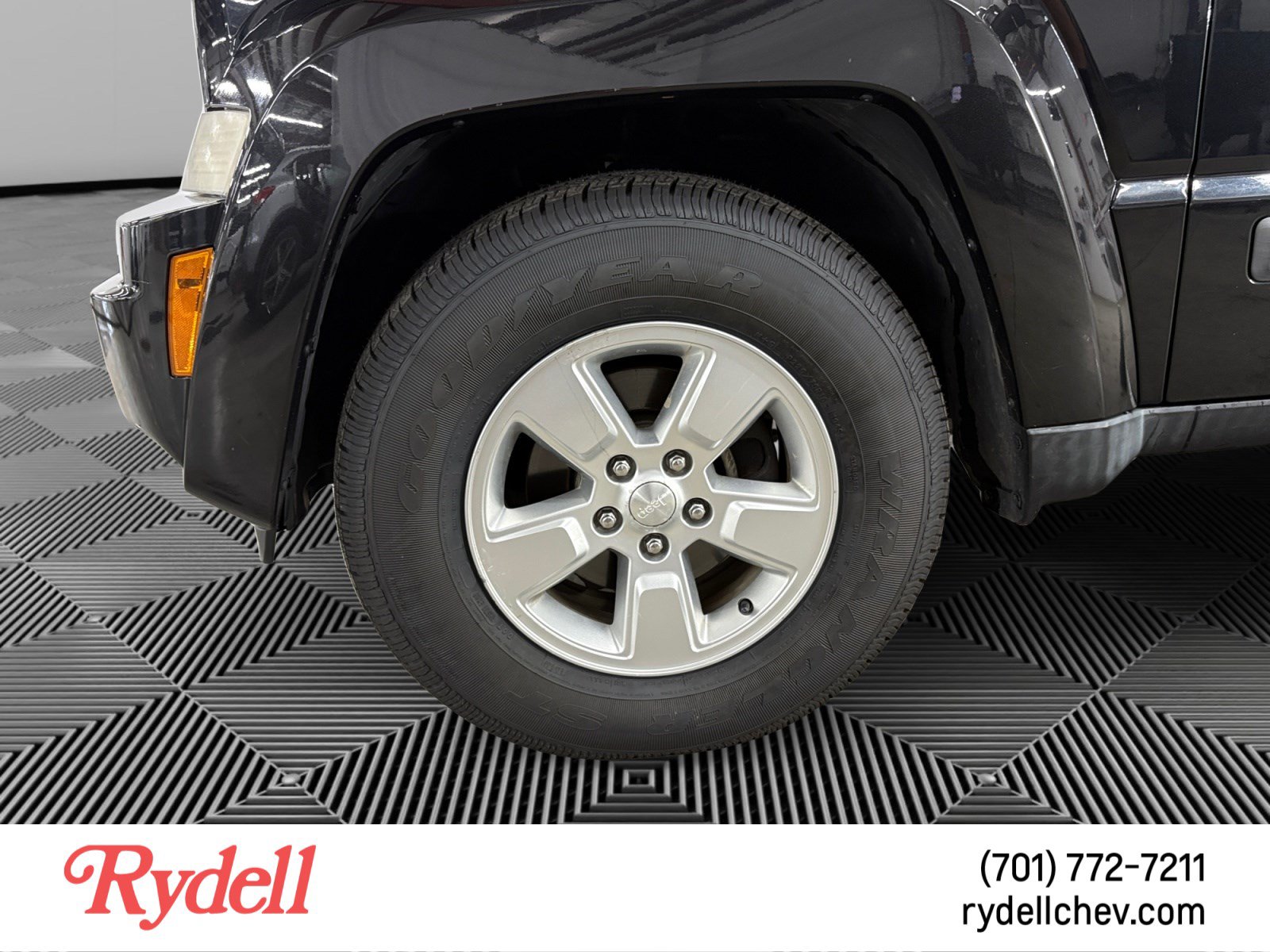 Used 2012 Jeep Liberty Sport w/ Popular Equipment Group AWD/4WD image 9