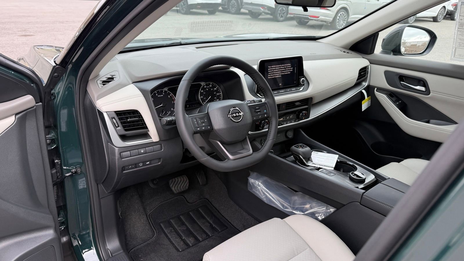 New 2026 Nissan Rogue SV AWD/4WD image 13