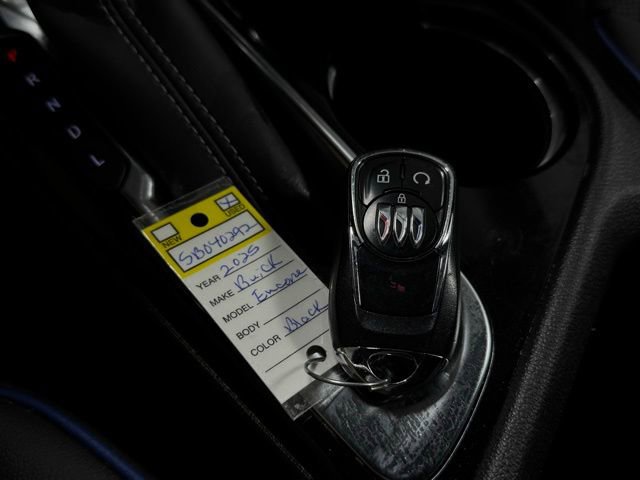 Used 2025 Buick Encore GX Sport Touring image 33