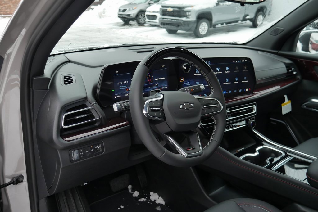 New 2026 Chevrolet Traverse Z71 w/ Enhanced Driving Package image 10