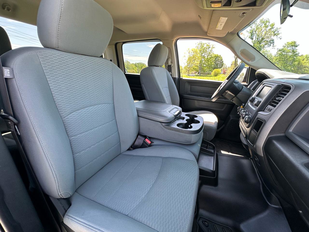 Used 2018 RAM 1500 Express w/ Express Value Package AWD/4WD image 39