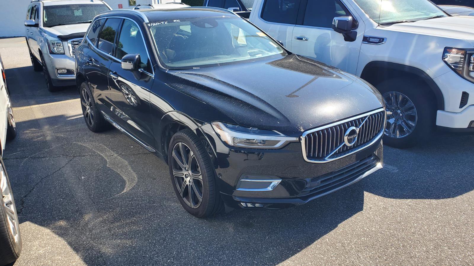 Used 2018 Volvo XC60 T6 Inscription w/ Luxury Seat Package AWD/4WD image 2