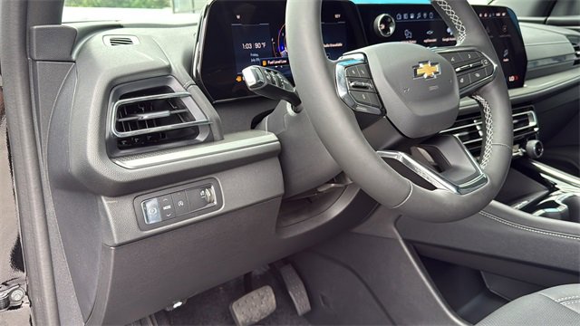 New 2026 Chevrolet Traverse LT image 17