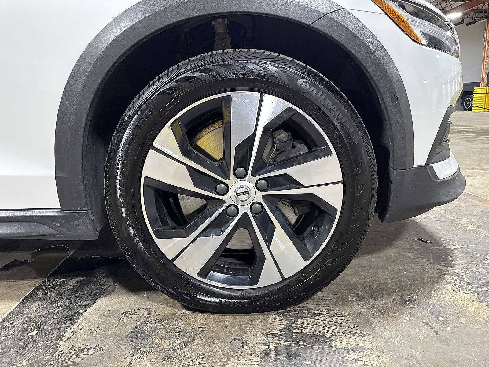Used 2020 Volvo V60 T5 Cross Country w/ Protection Package Premier AWD/4WD image 10