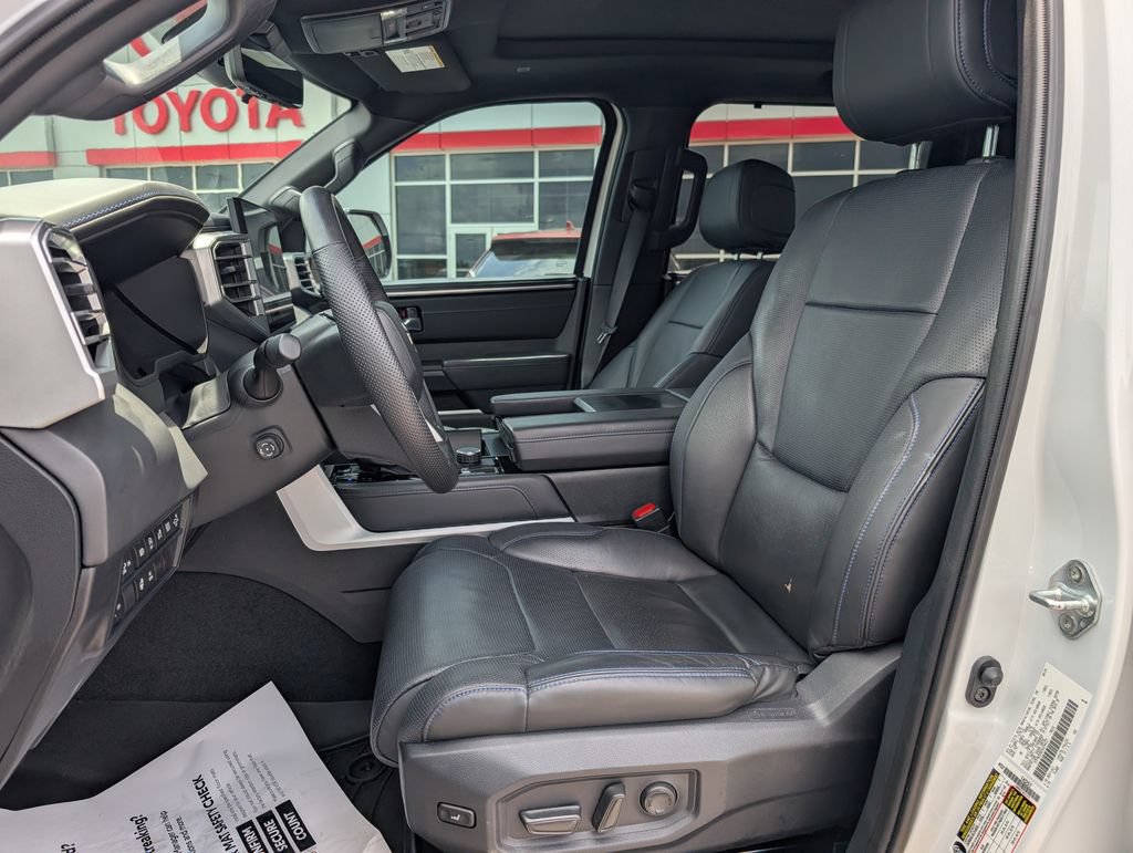 Used 2025 Toyota Tundra Platinum AWD/4WD image 13
