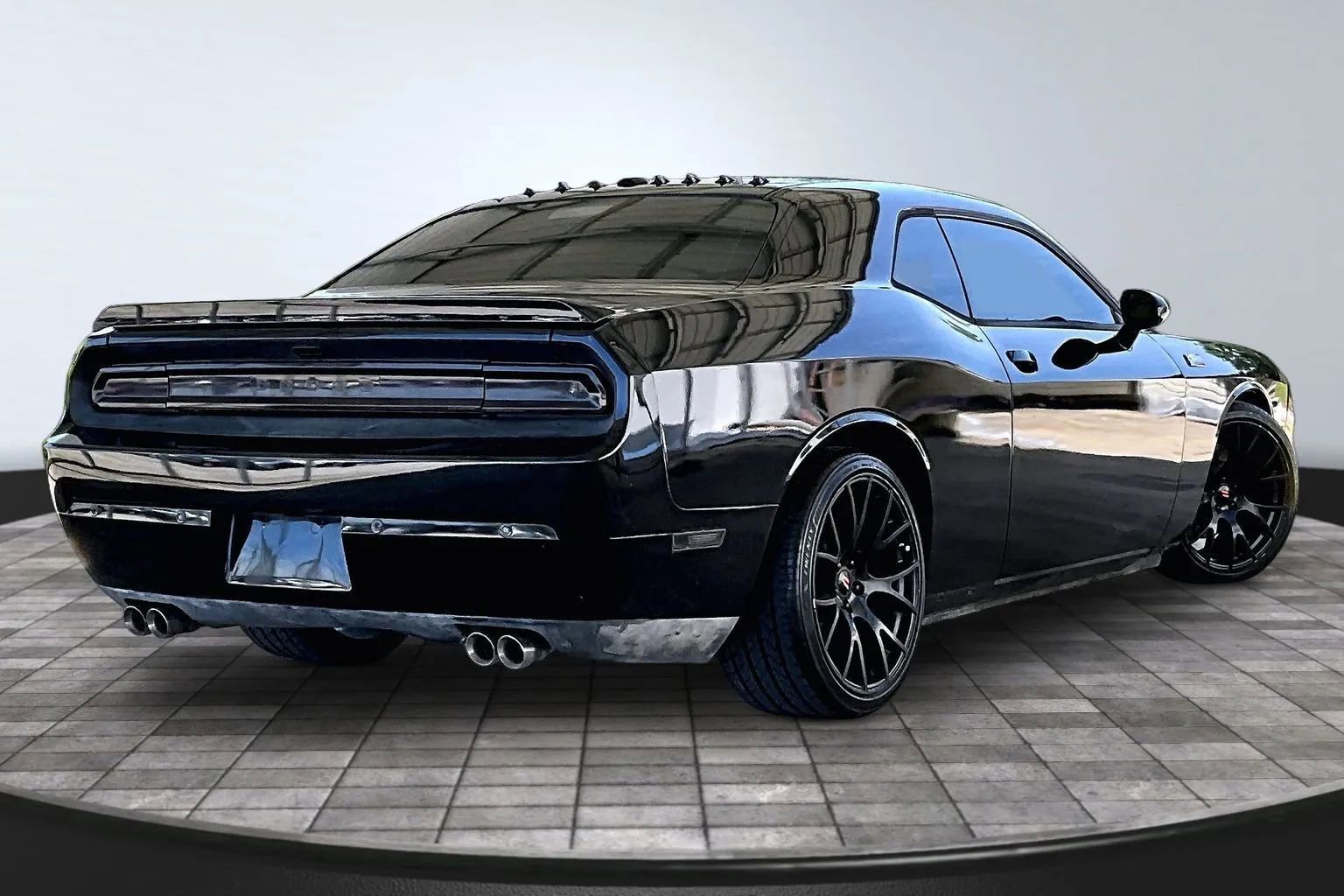 Used 2014 Dodge Challenger R/T Plus RWD image 6