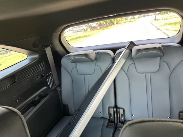 Certified 2025 Kia Sorento SX Prestige image 32