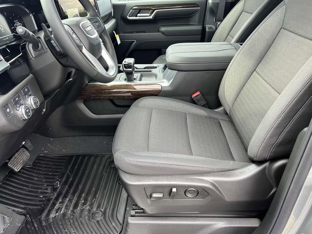 Used 2025 GMC Sierra 1500 Elevation image 16