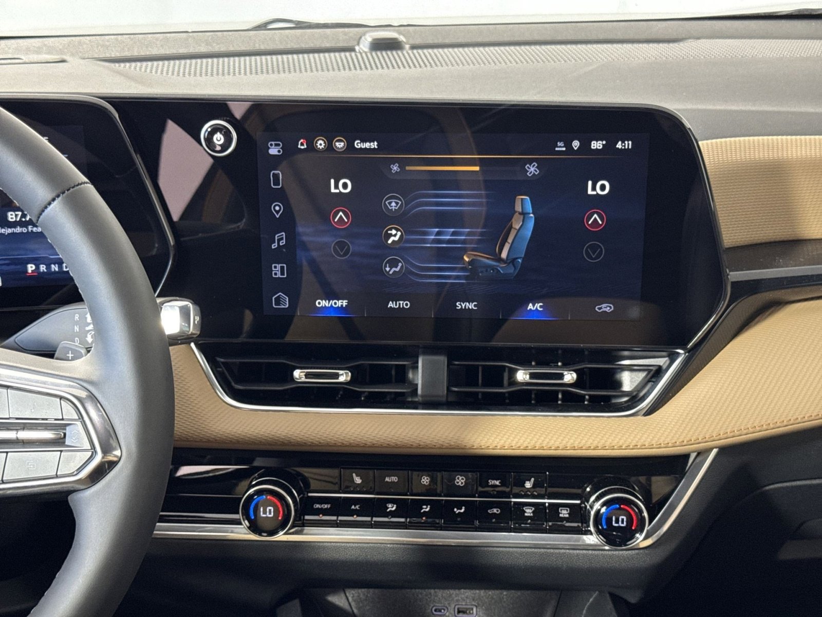 New 2026 Chevrolet Equinox ACTIV FWD image 21