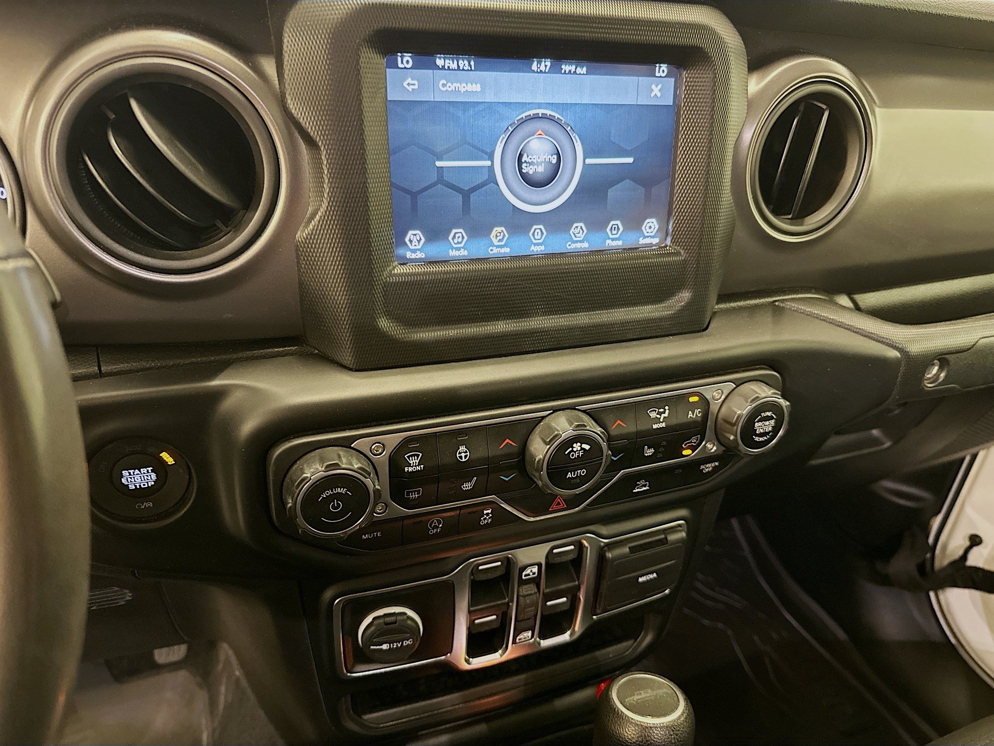 Used 2023 Jeep Gladiator Sport AWD/4WD image 26