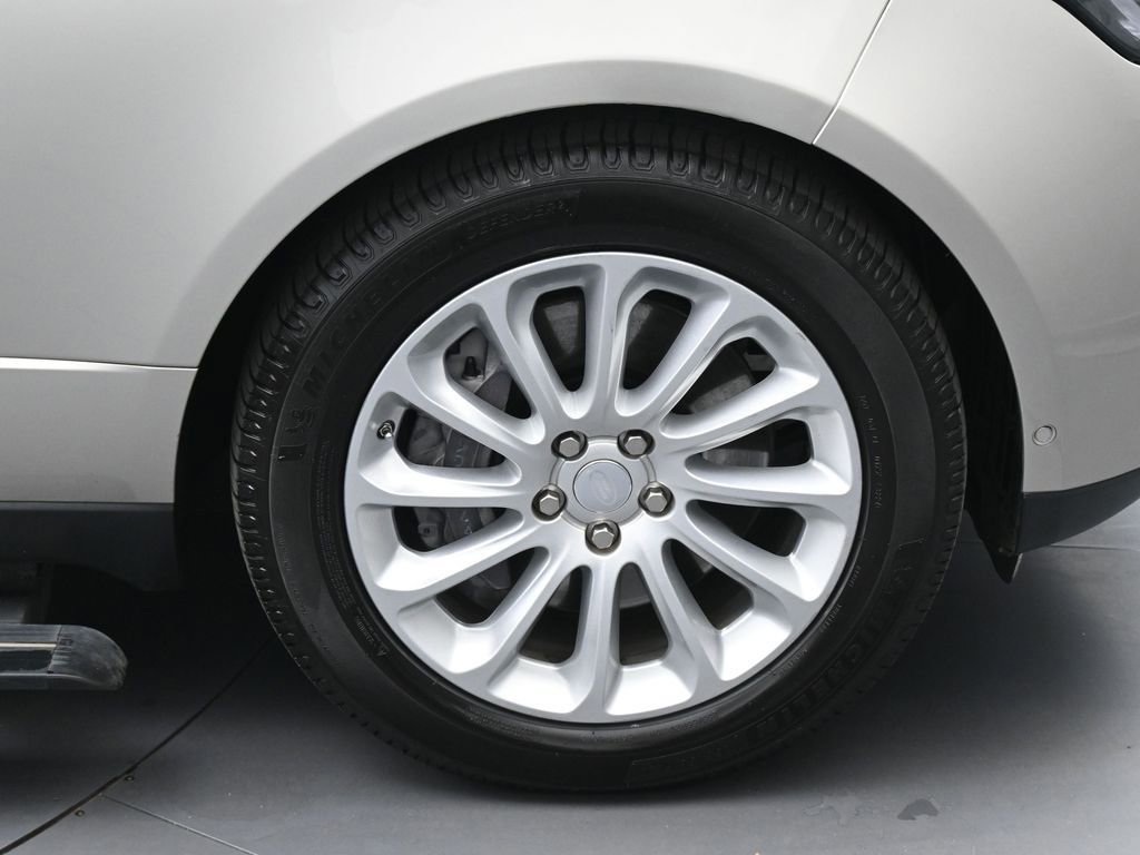 Used 2019 Land Rover Range Rover HSE AWD/4WD image 12